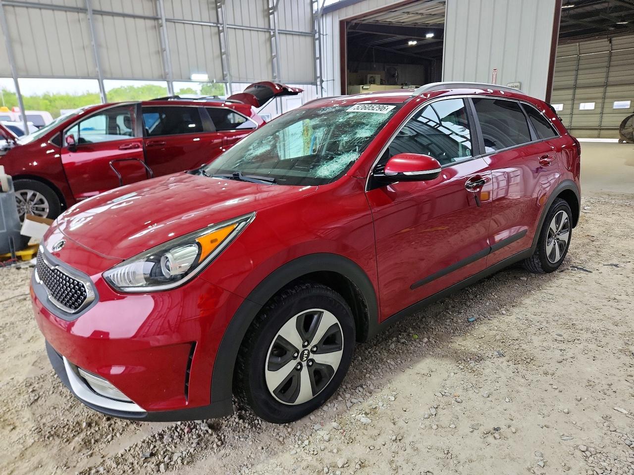 Salvage Kia Niro Image
