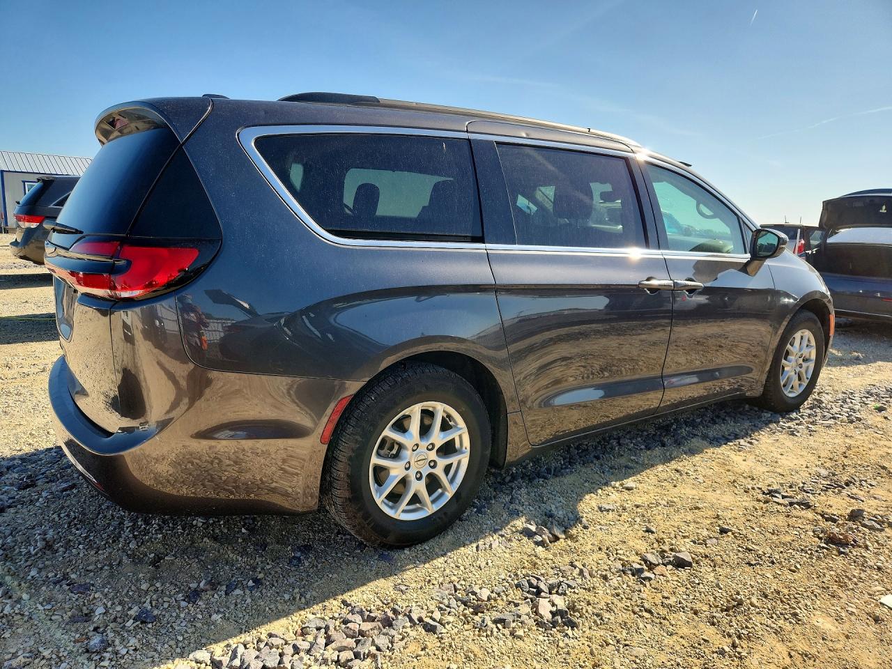 Chrysler Pacifica Touring L