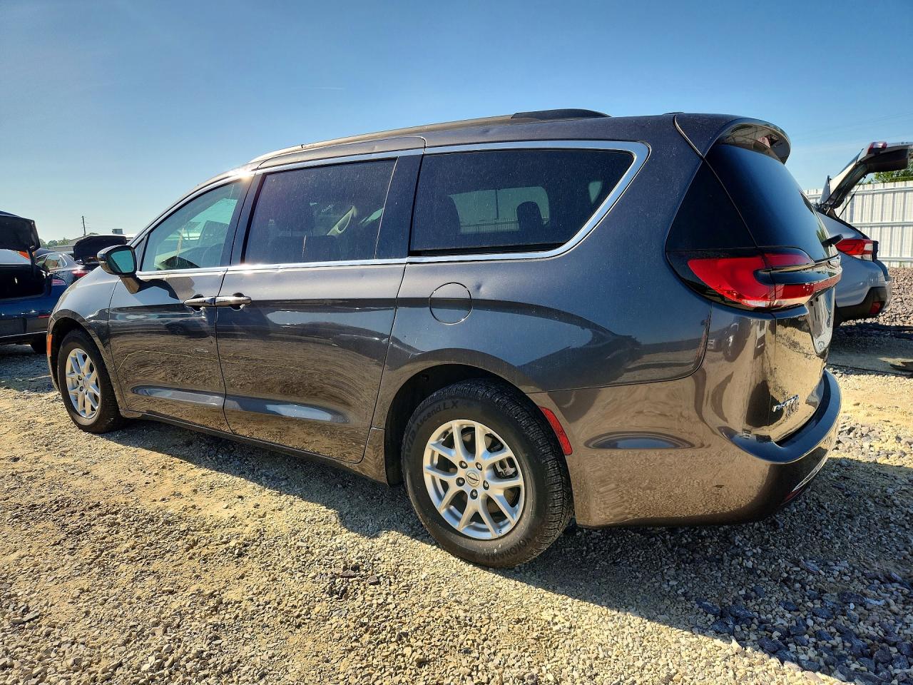 Chrysler Pacifica Touring L