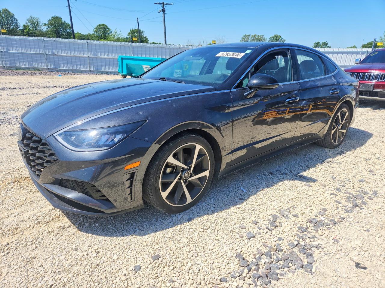 Salvage Hyundai SONATA Image