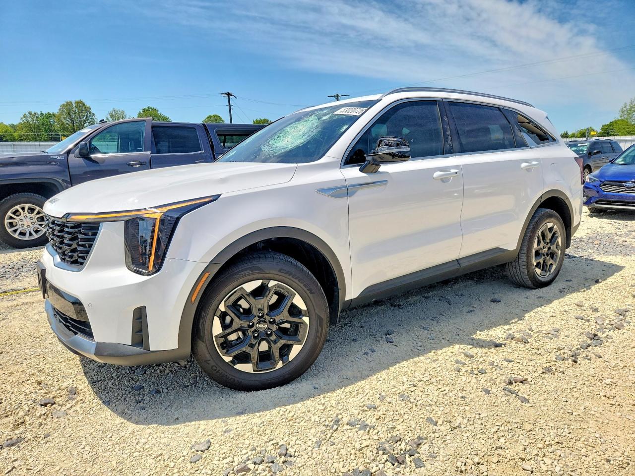 Salvage Kia Sorento Image