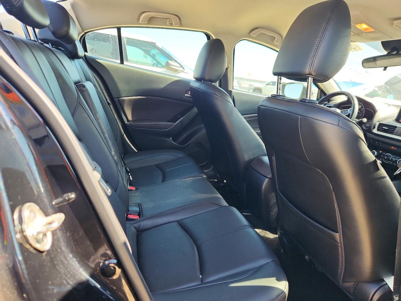 Mazda 3 Touring