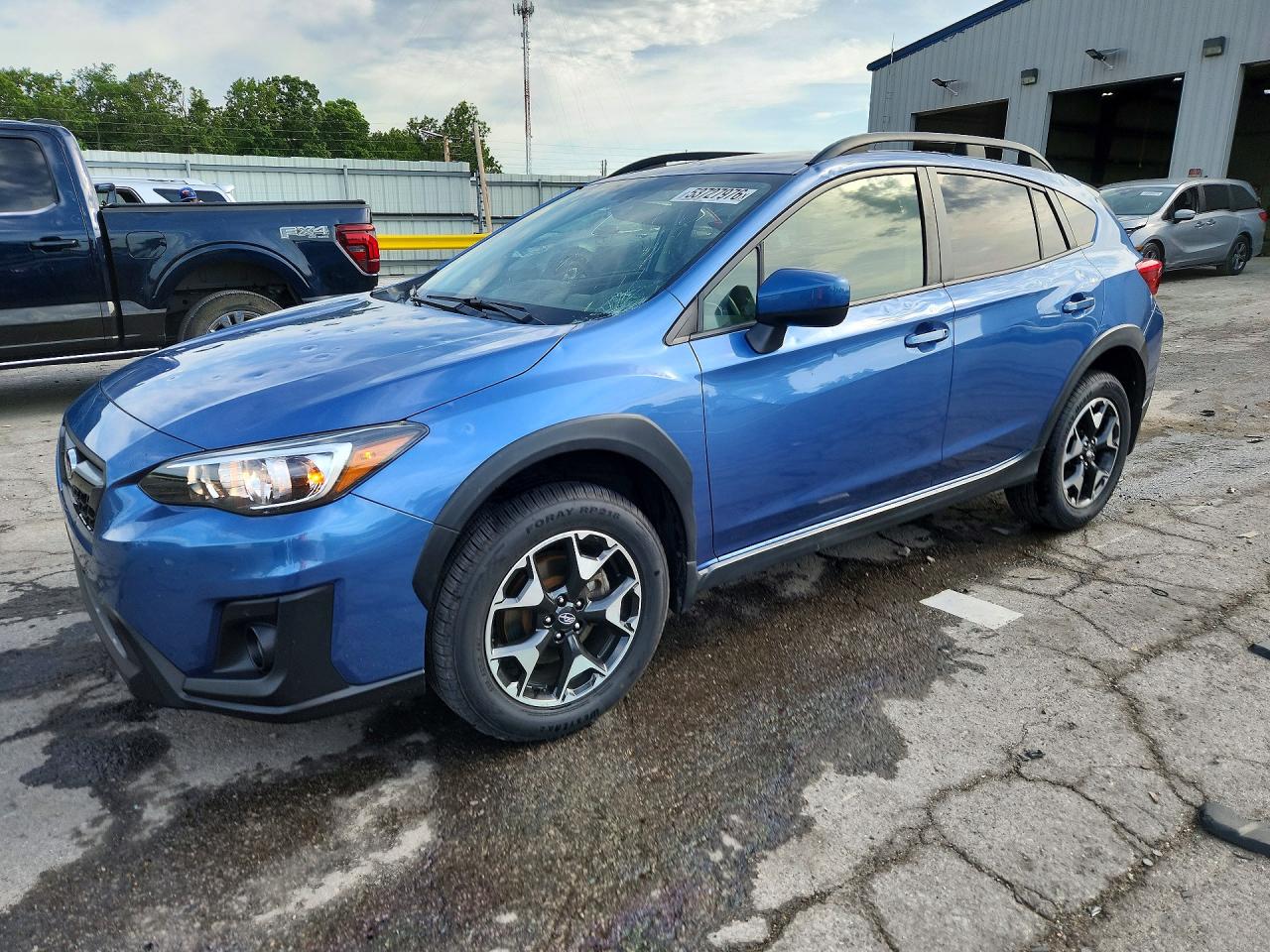 Salvage Subaru Crosstrek Image