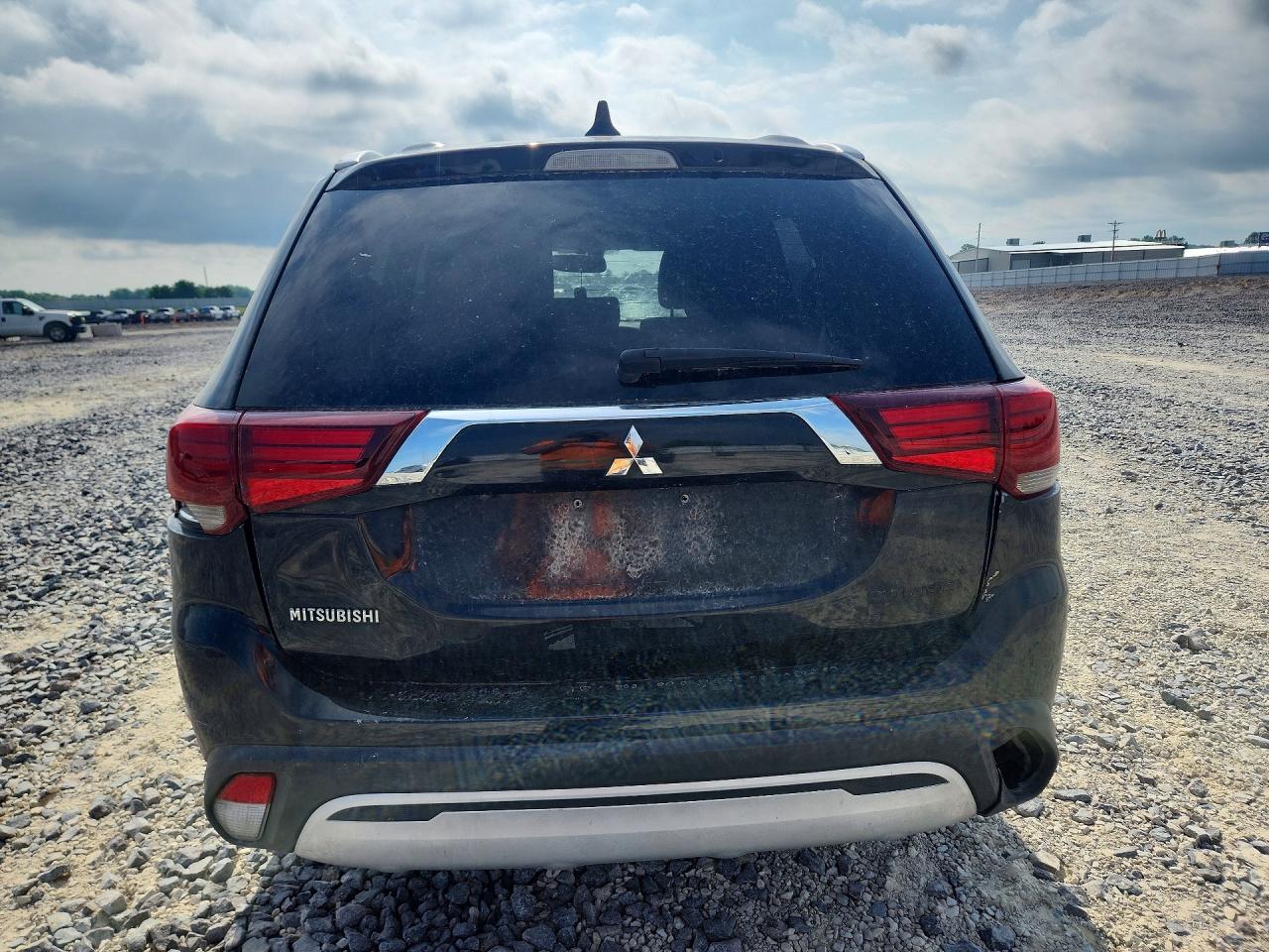 Mitsubishi Outlander Se
