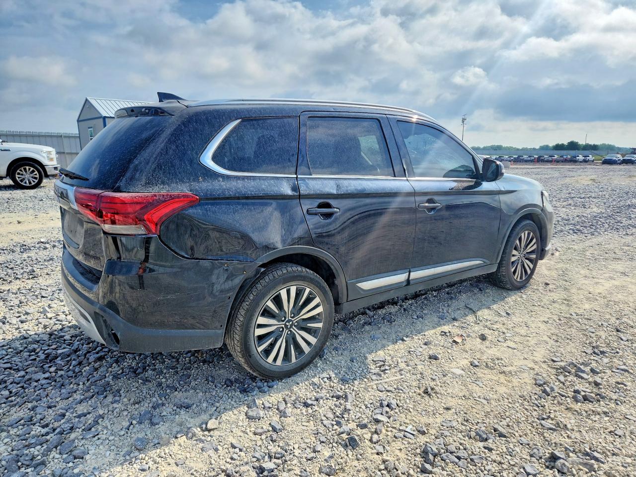 Mitsubishi Outlander Se