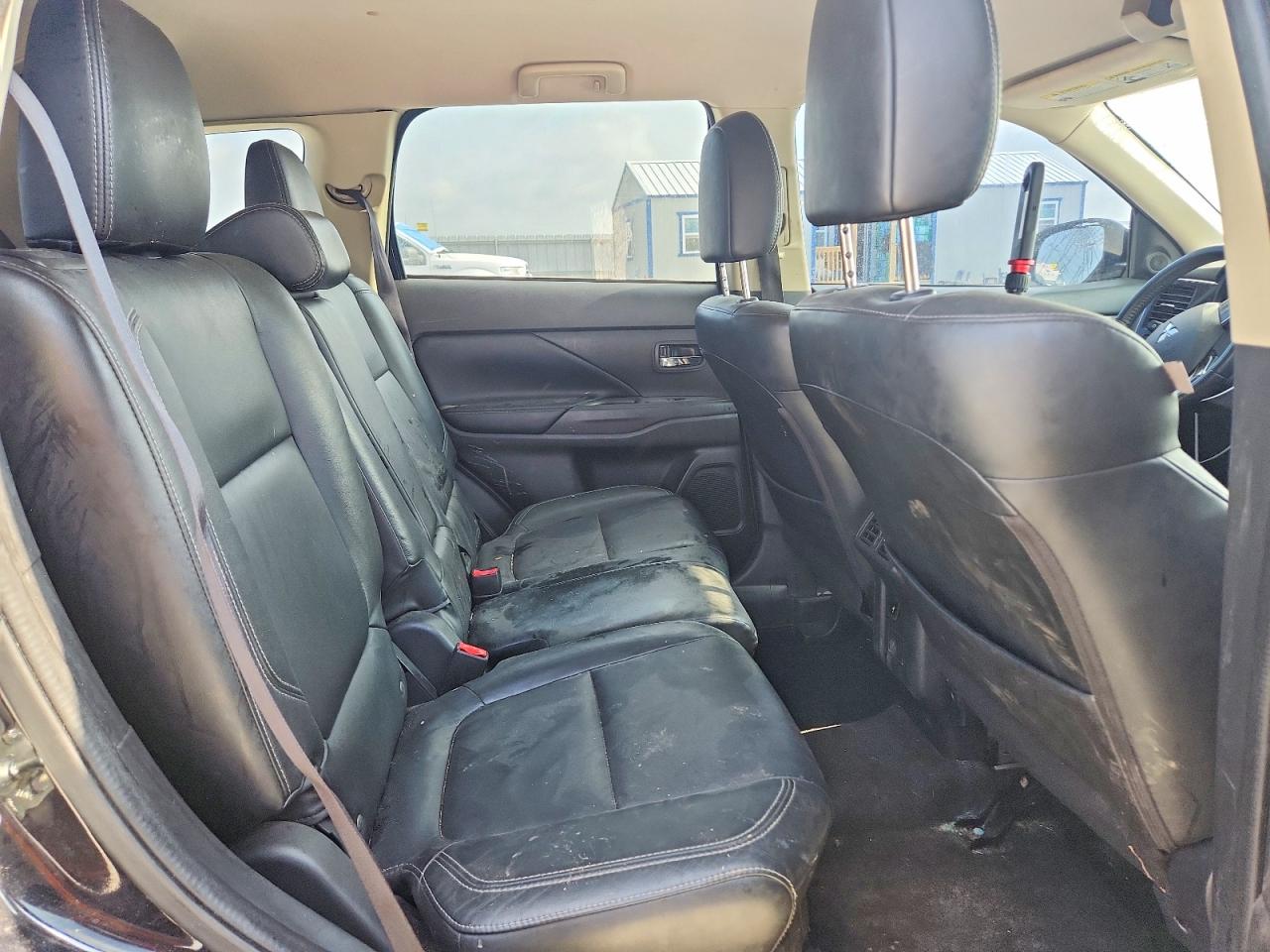 Mitsubishi Outlander Se