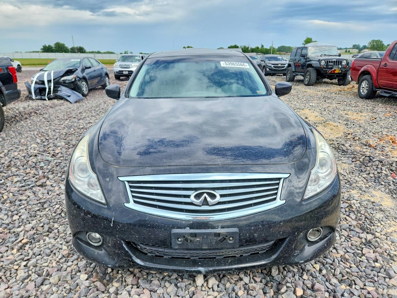 INFINITI G37 X