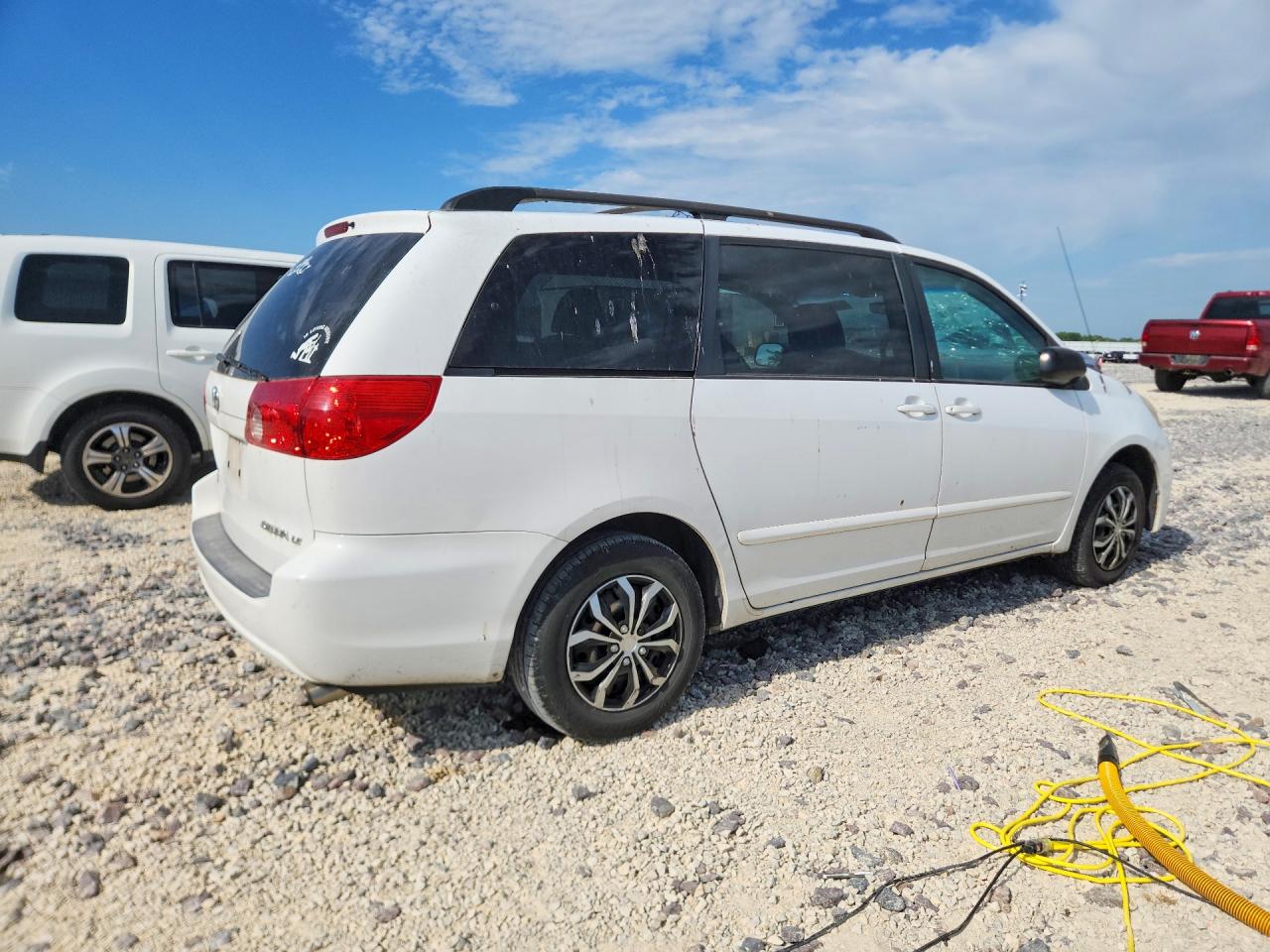Toyota Sienna Le 7-passenger
