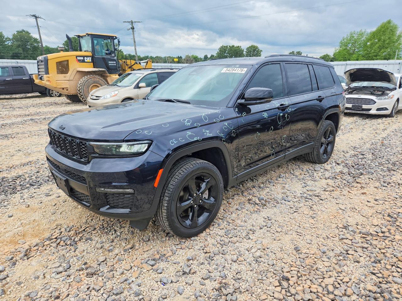 Salvage Jeep Cherokee Image