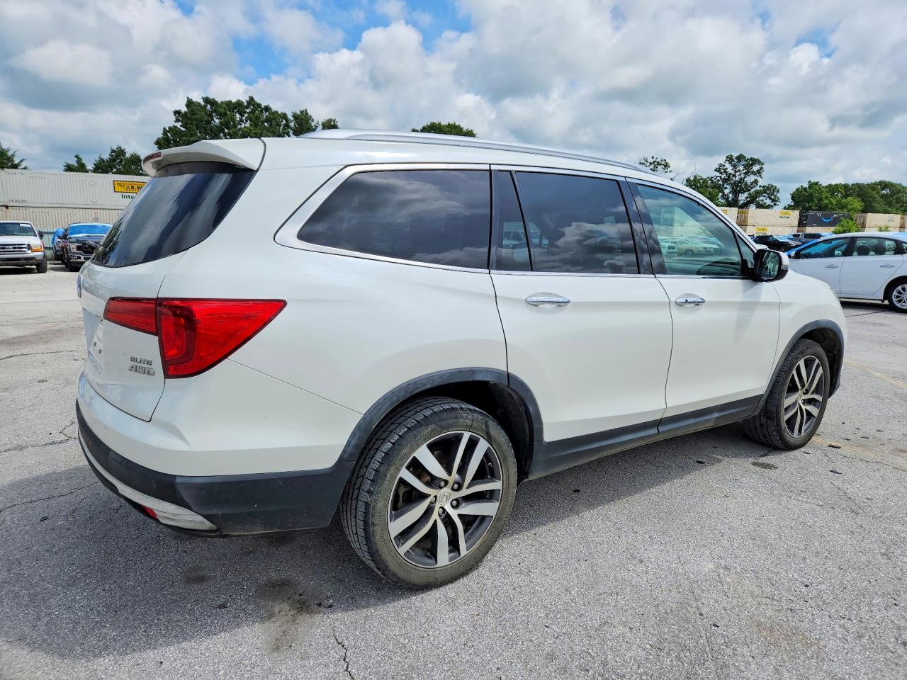 Honda Pilot Elite