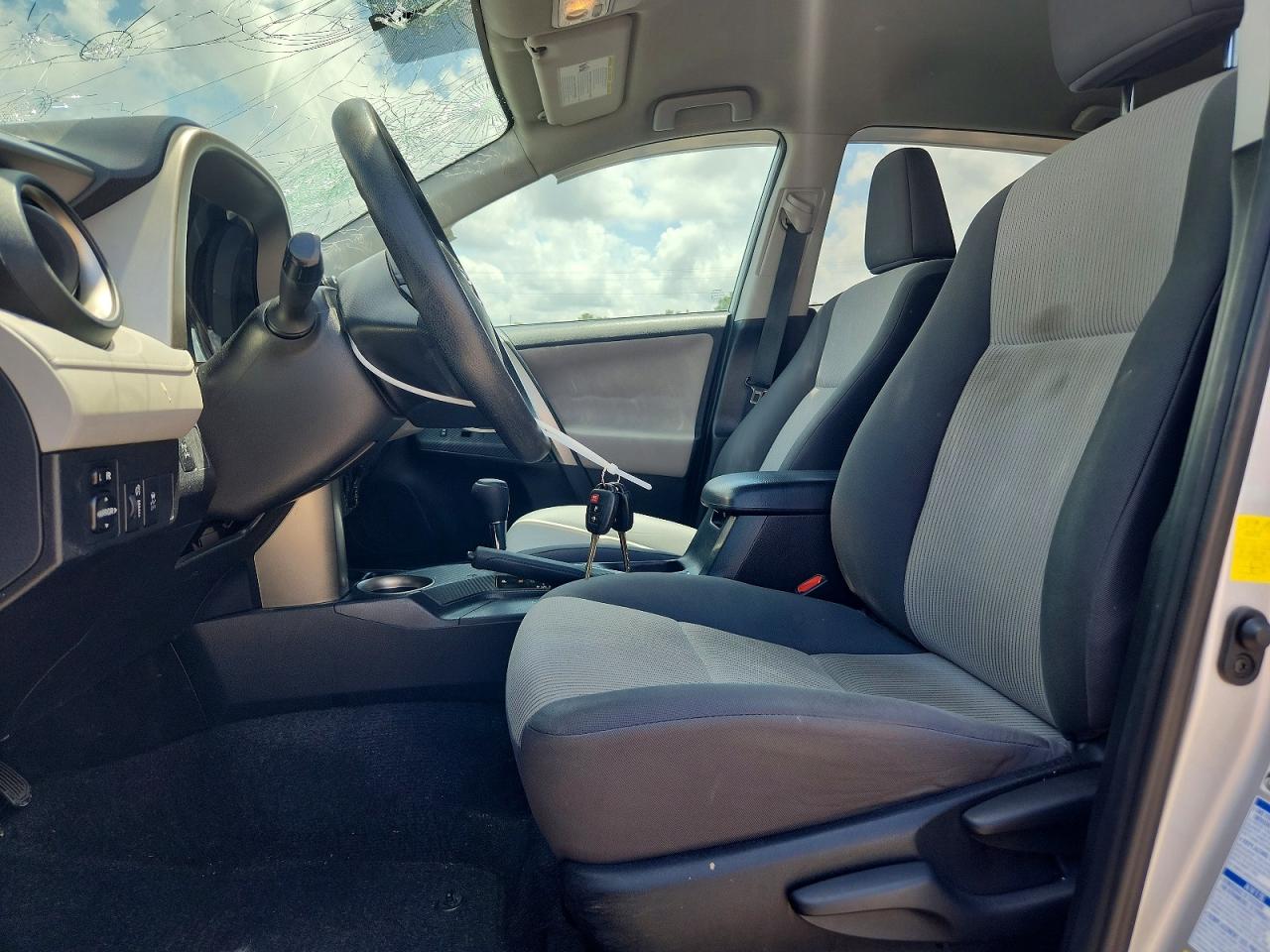 Toyota RAV4 Le