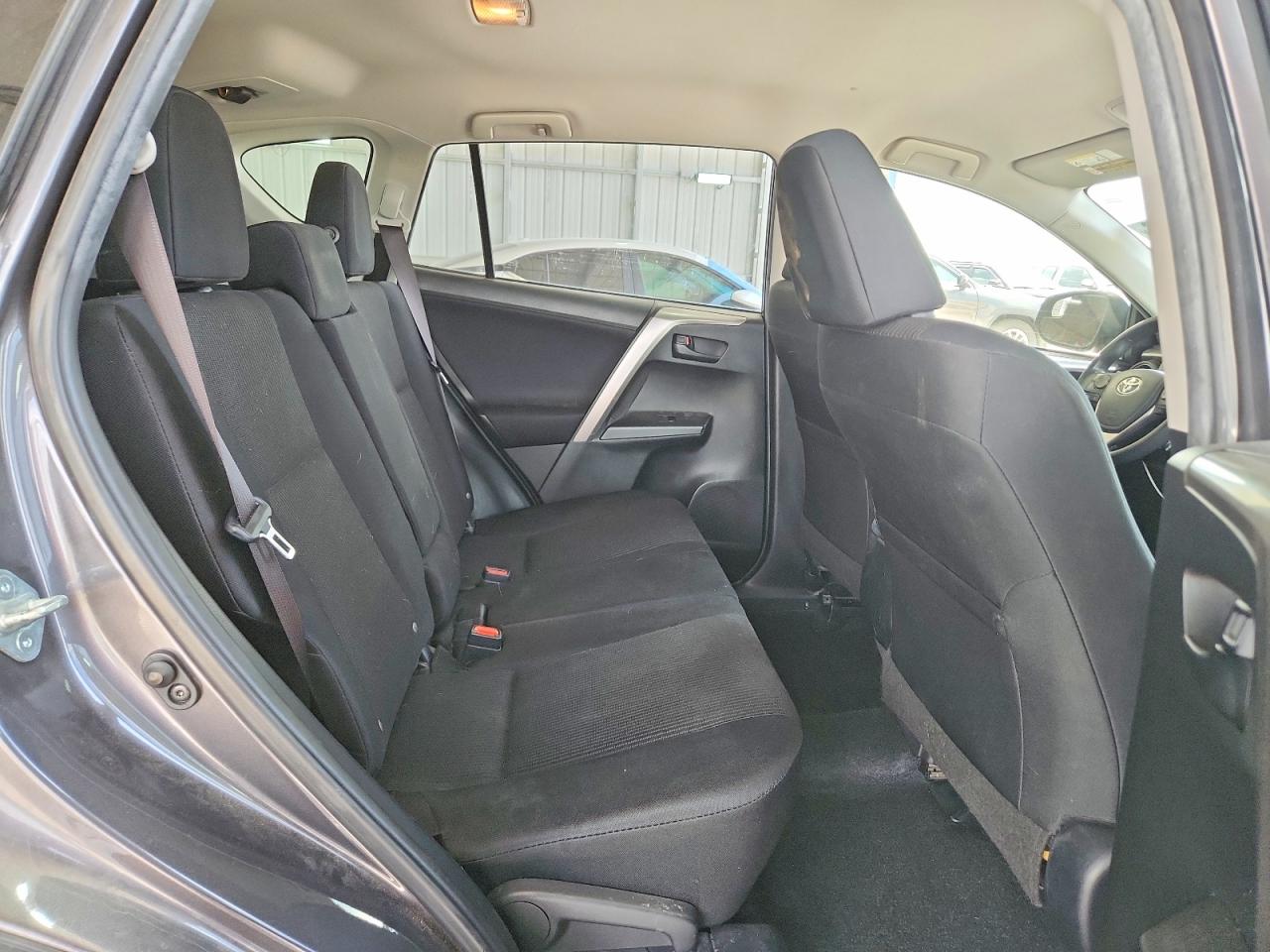 Toyota RAV4 Le