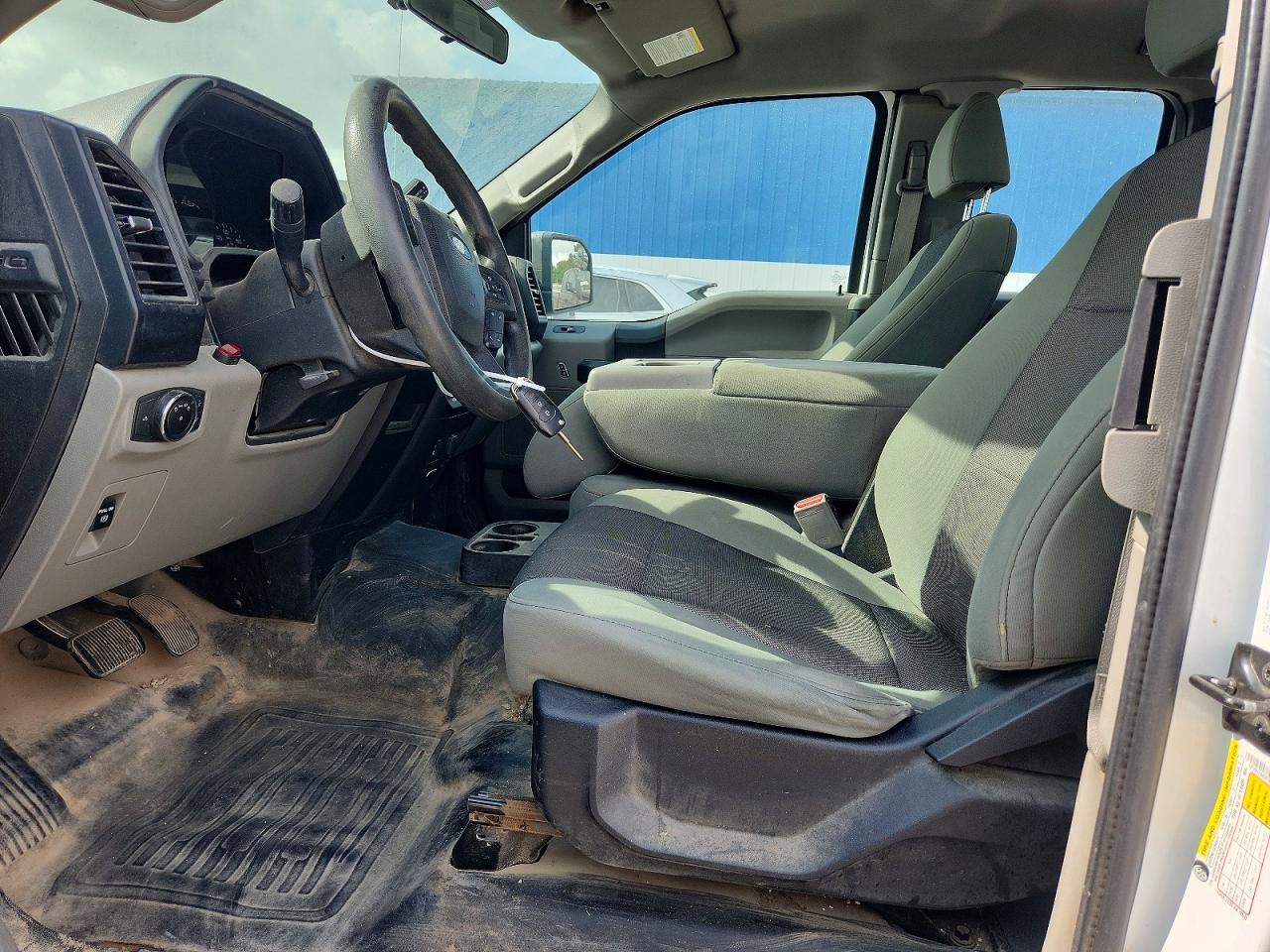 Ford F-150 Super Cab