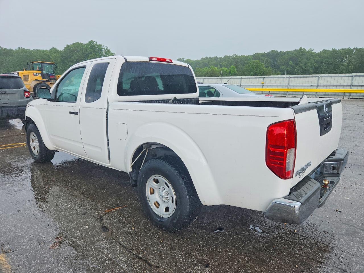 Nissan Frontier S