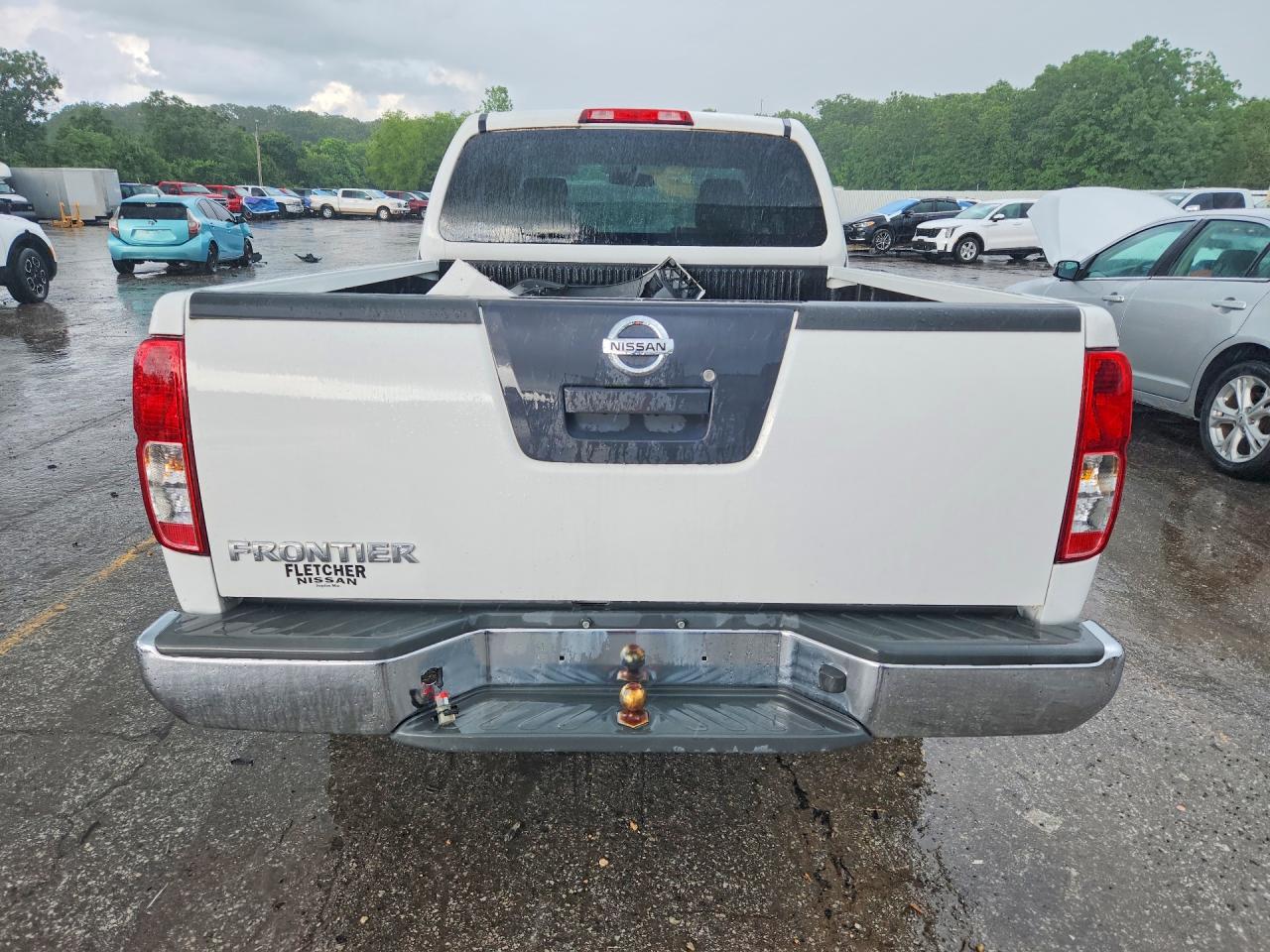 Nissan Frontier S