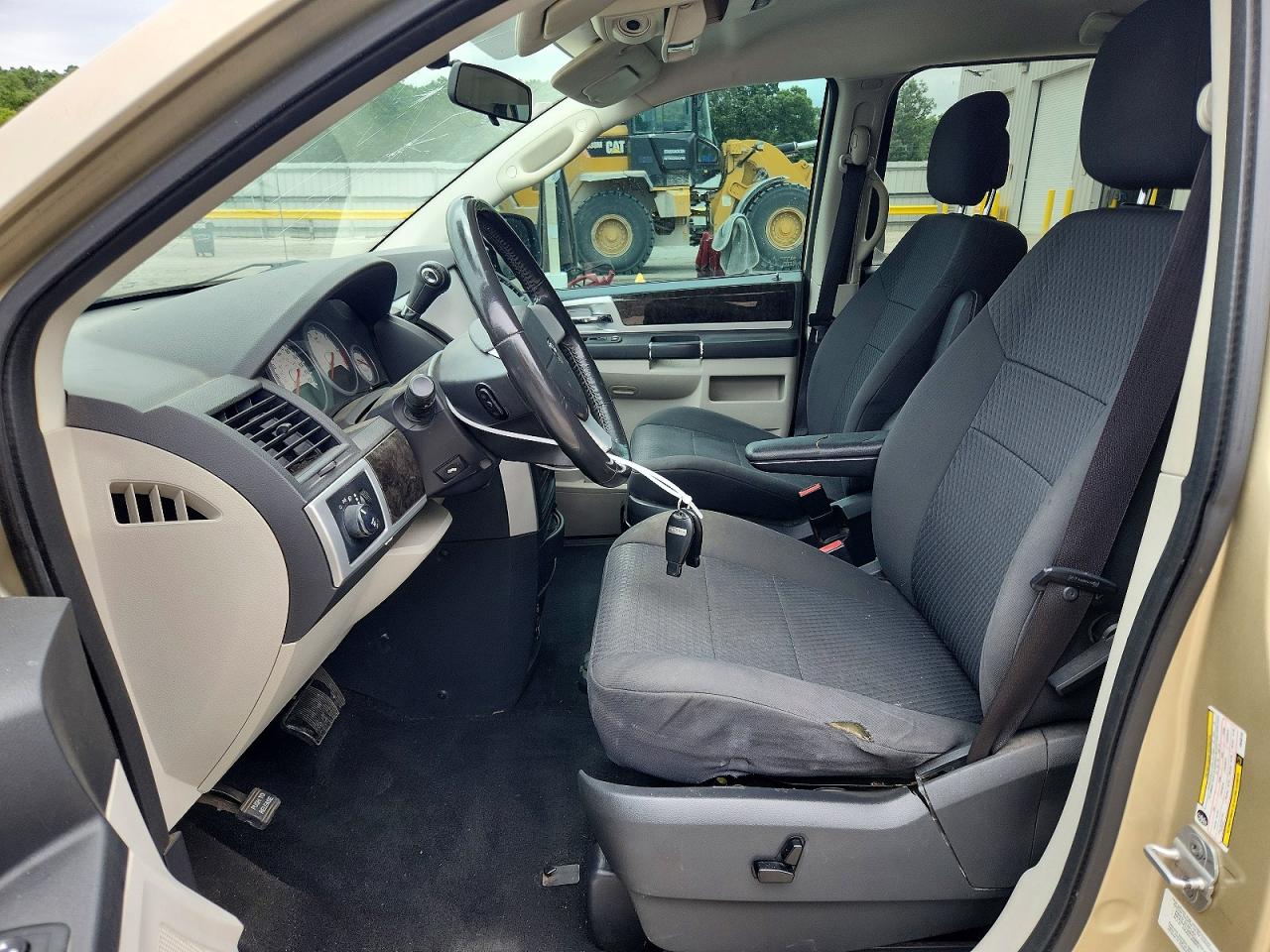 Dodge Caravan Sxt