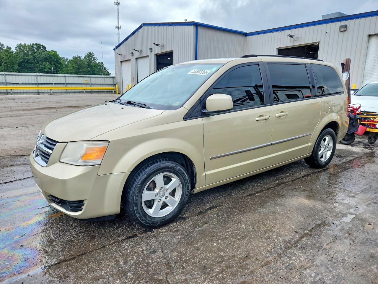 Salvage Dodge Caravan Image