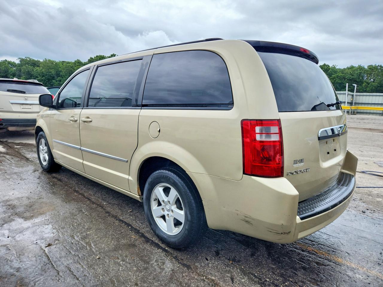 Dodge Caravan Sxt