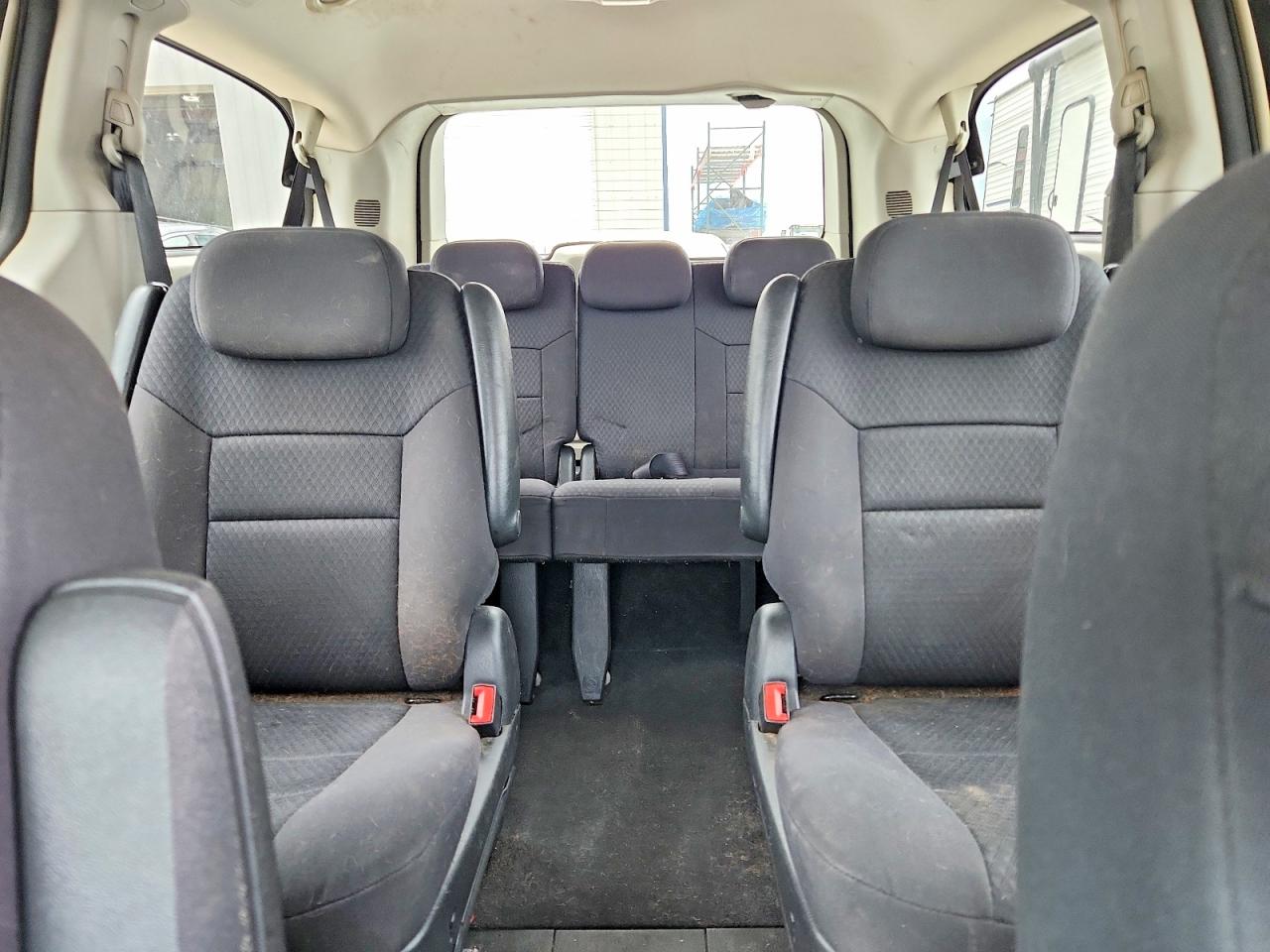 Dodge Caravan Sxt