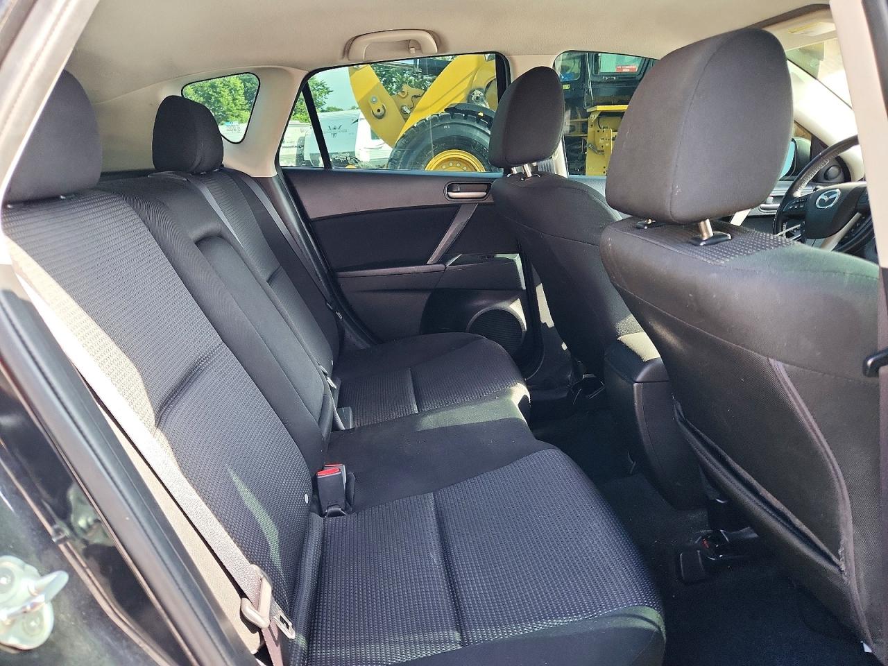 Mazda 3 I