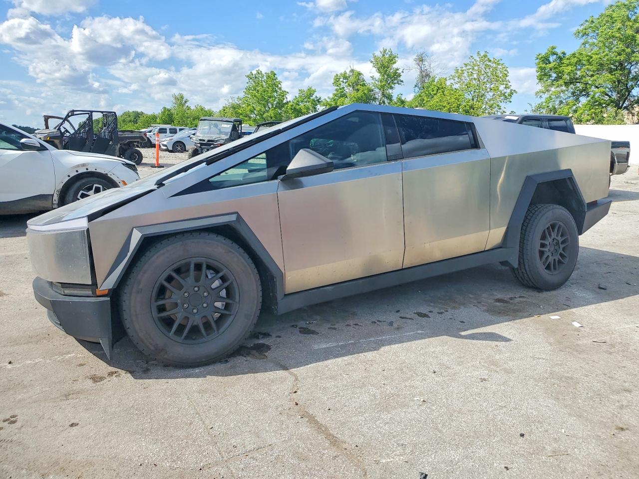 Salvage Tesla Cybertruck Image