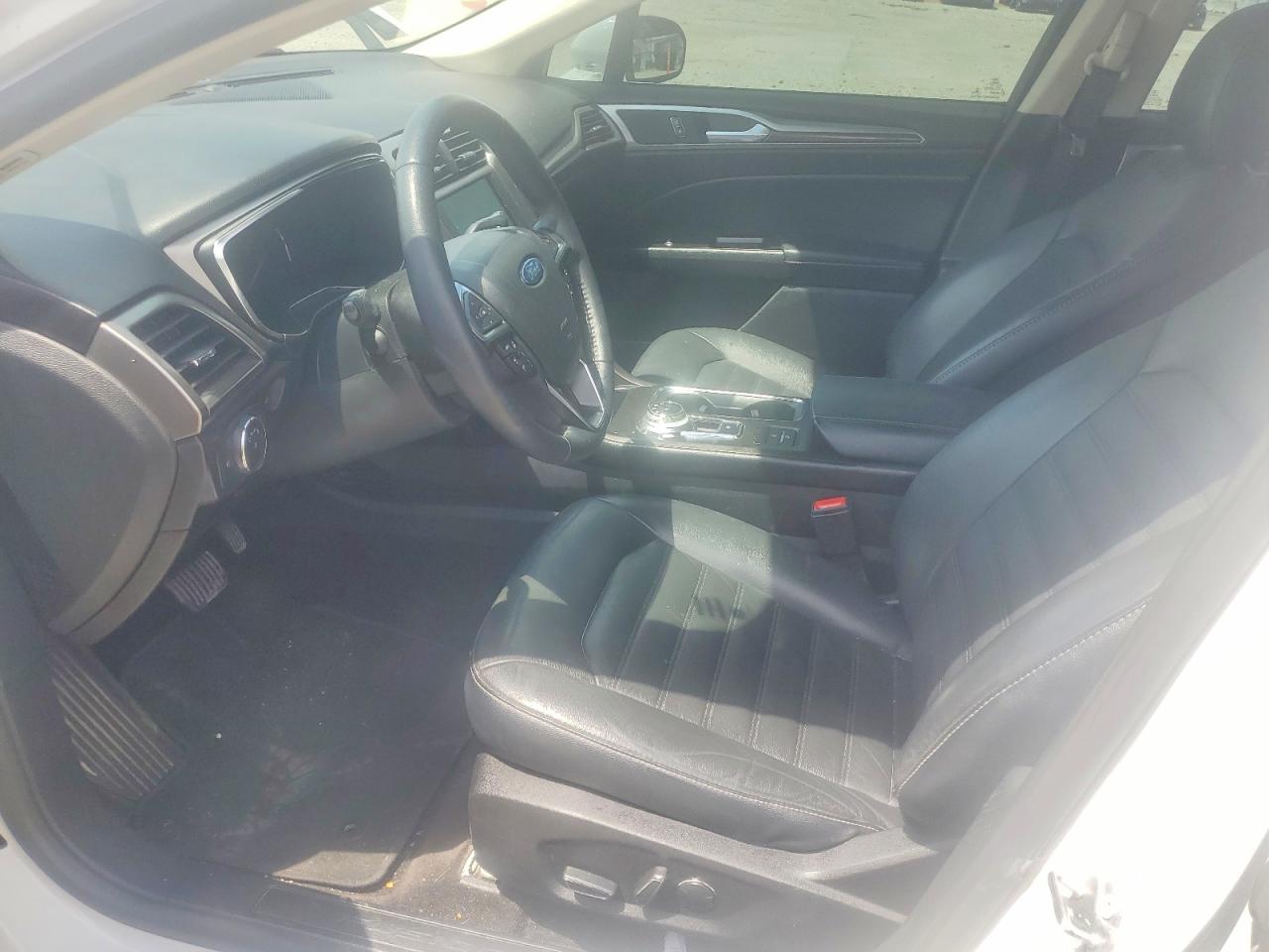 Ford Fusion Se Hybrid