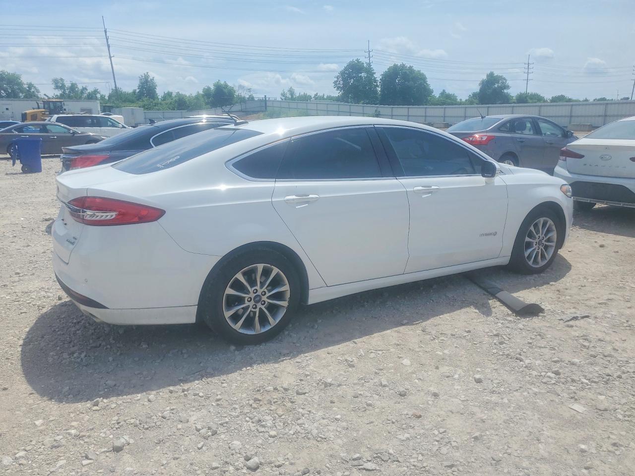 Ford Fusion Se Hybrid