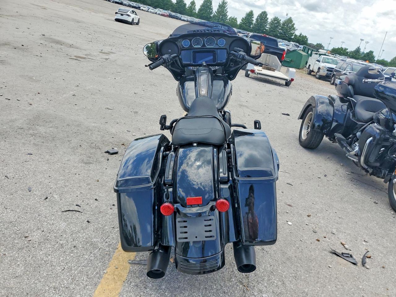 Harley-Davidson Fl