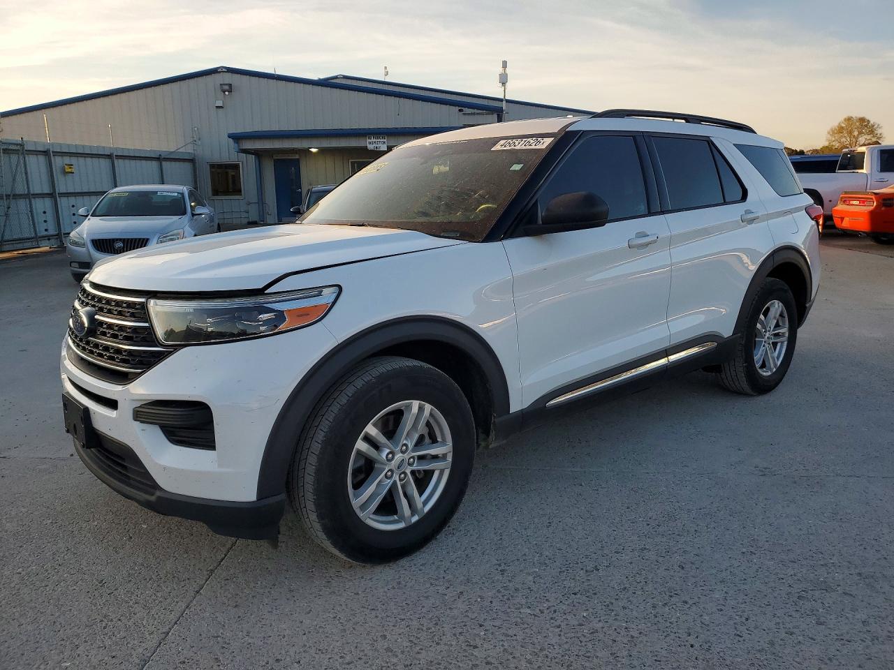 Salvage Ford Explorer Image