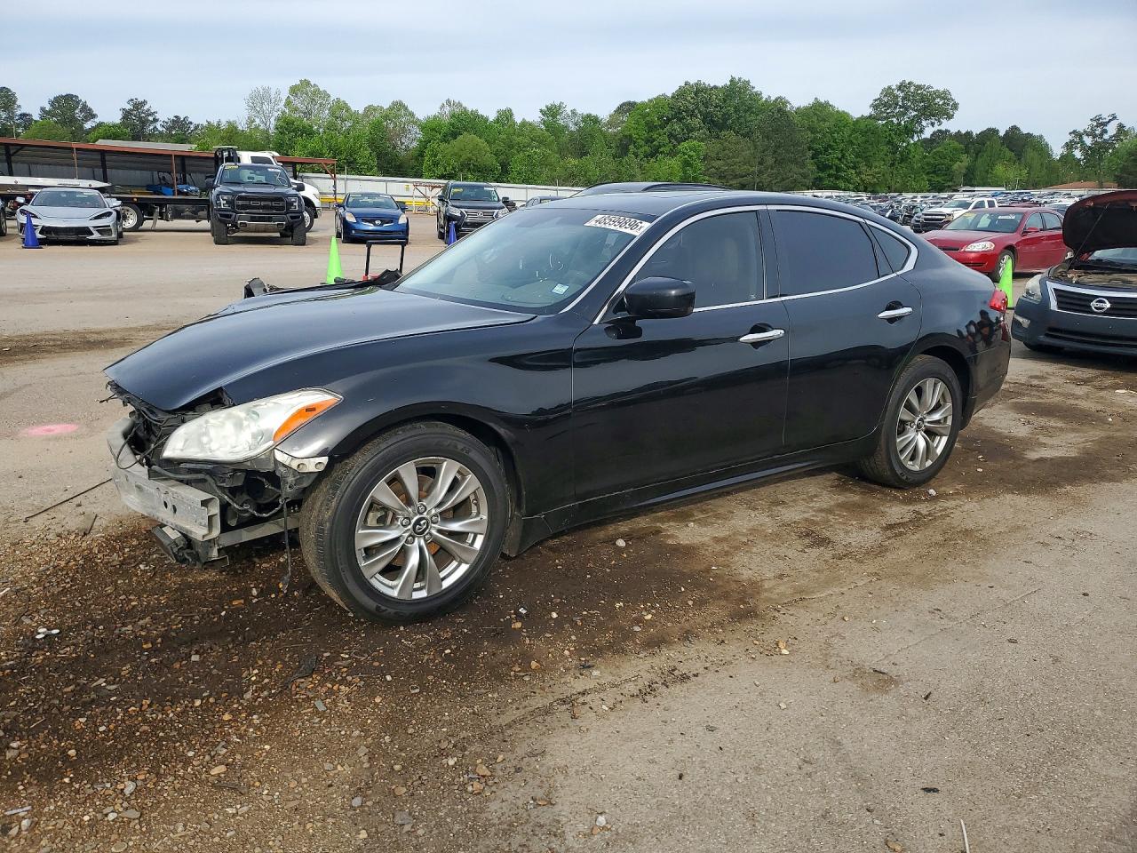 Salvage INFINITI M37 Image