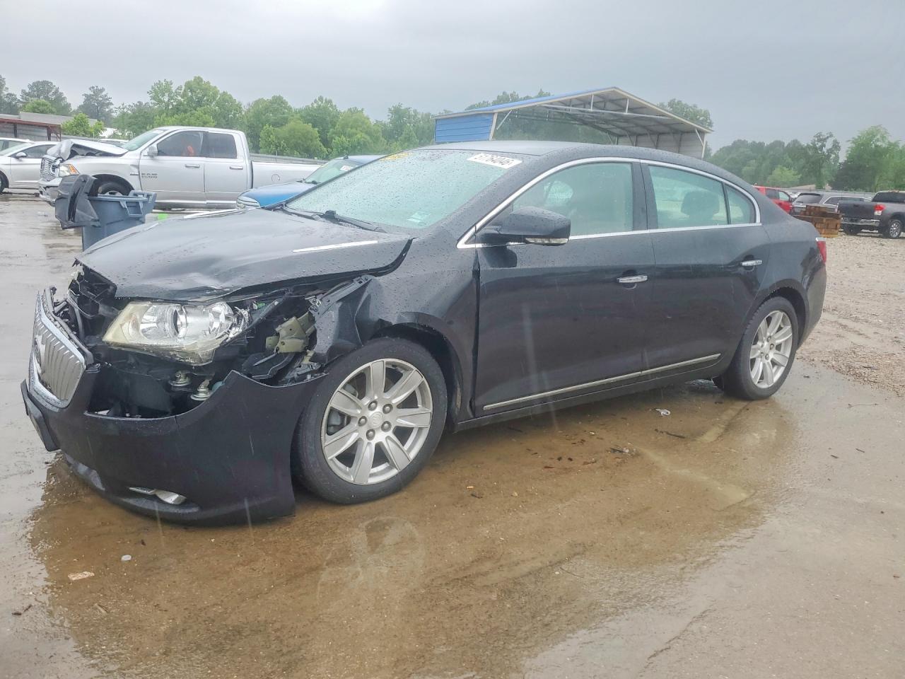 Salvage Buick LaCrosse Image