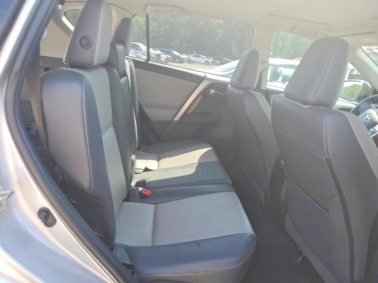 Toyota RAV4 Limited
