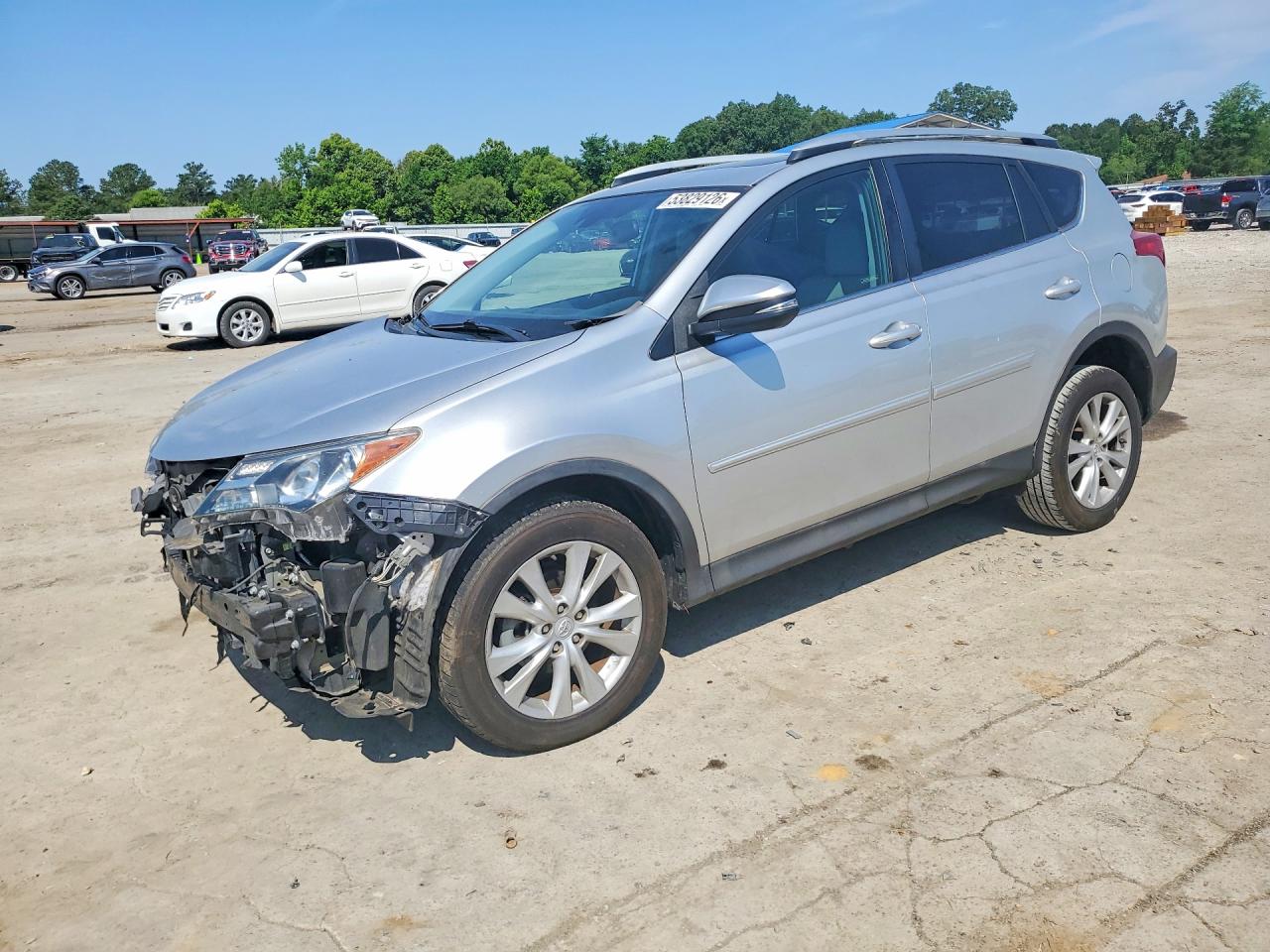 Salvage Toyota RAV4 Image