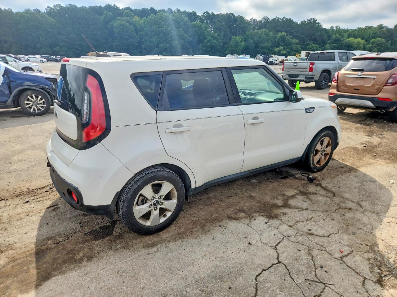 Kia Soul Base