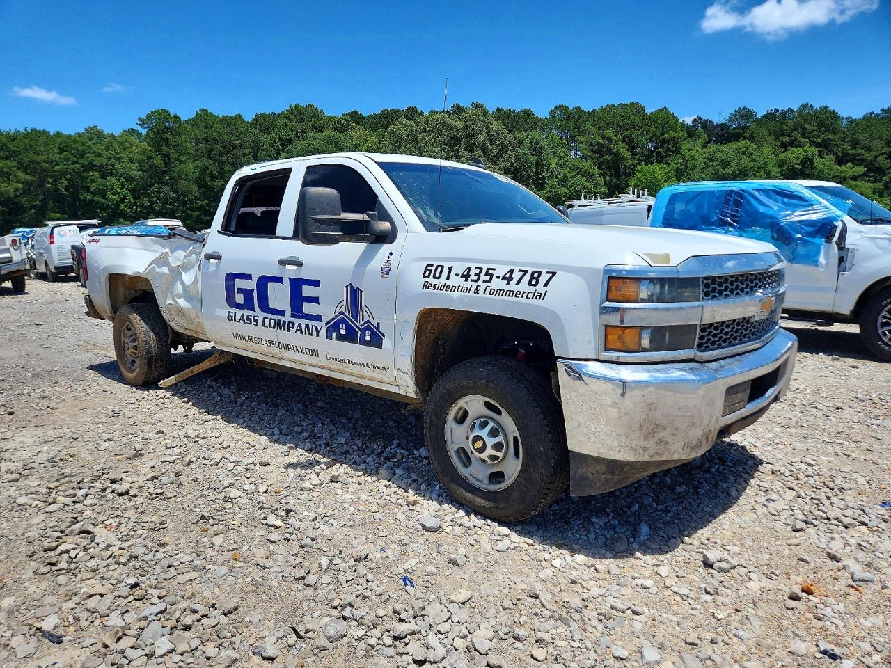 Salvage Chevrolet Silverado Image