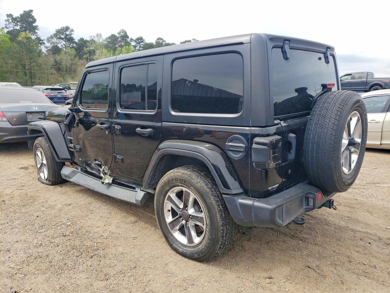 Jeep Wrangler Sahara