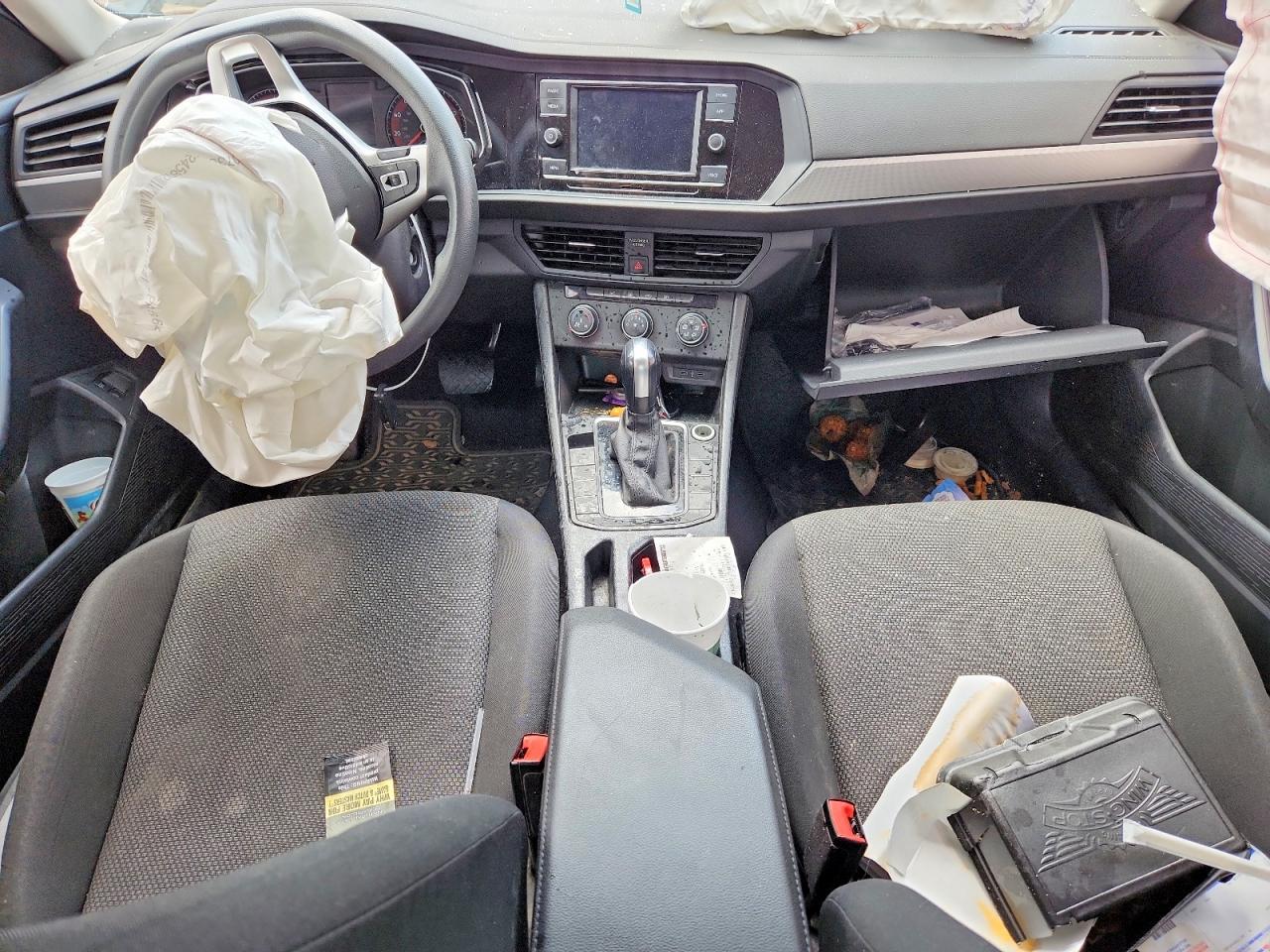 Volkswagen Jetta S