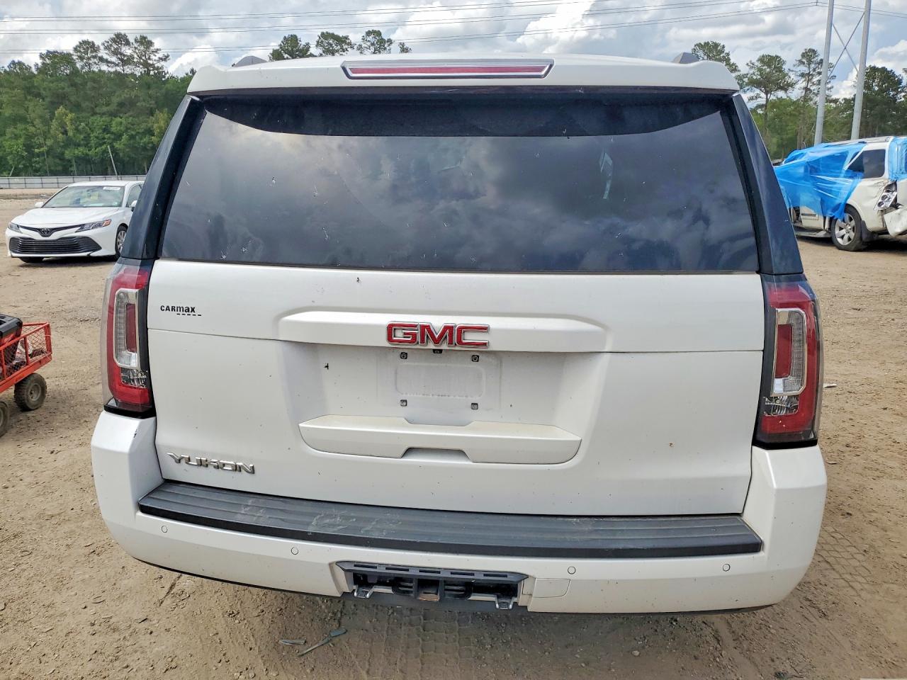 GMC Yukon Slt