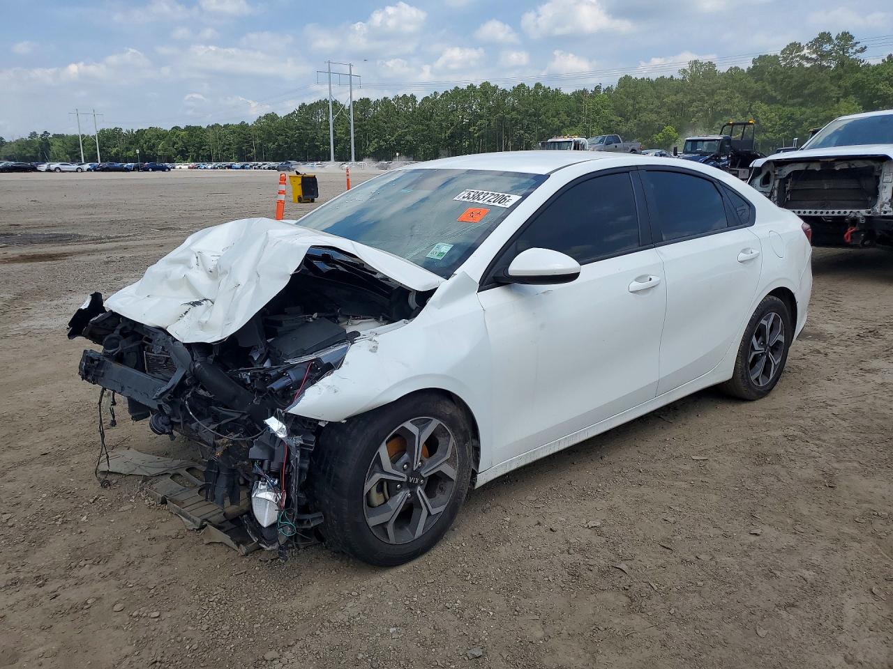 Salvage Kia Forte Image