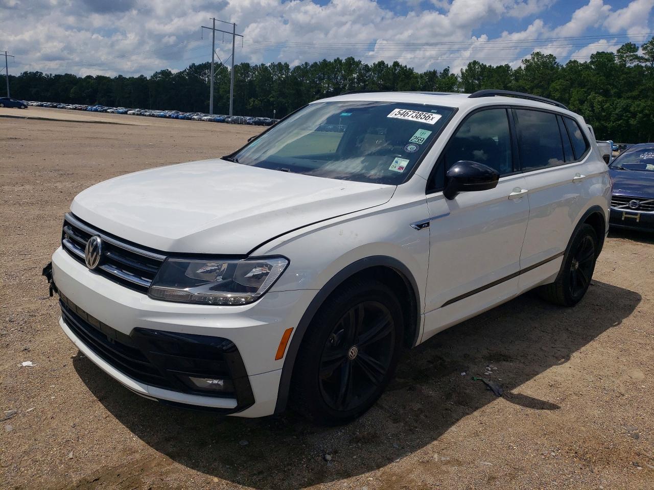 Salvage Volkswagen Tiguan Image