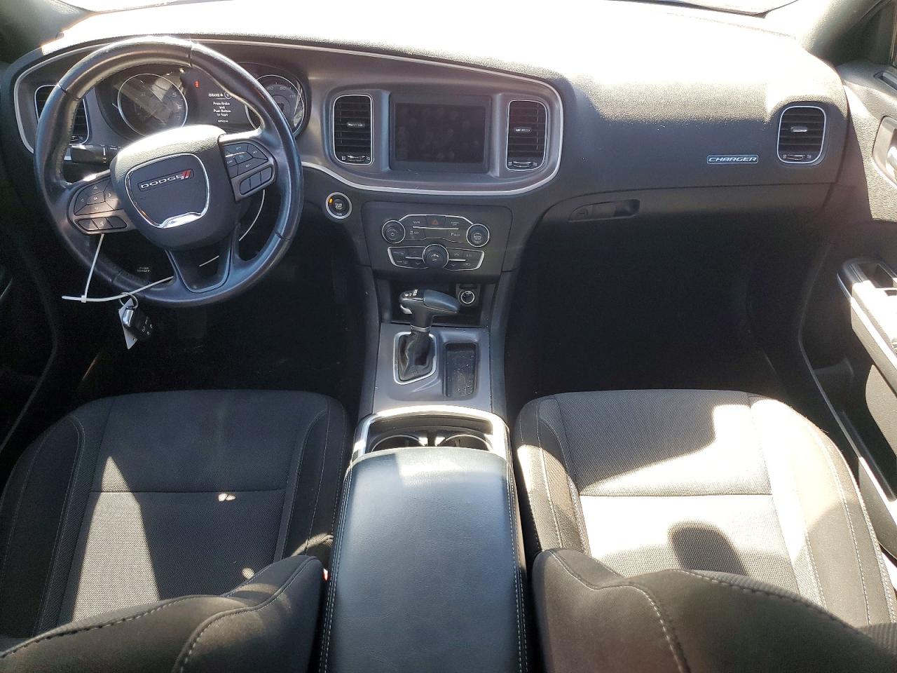 Dodge Charger Sxt