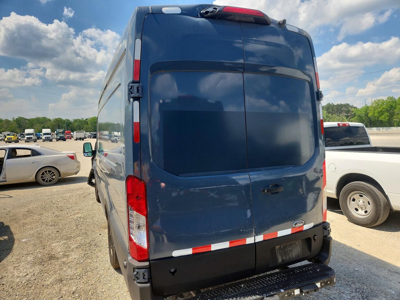 Ford Transit T-250