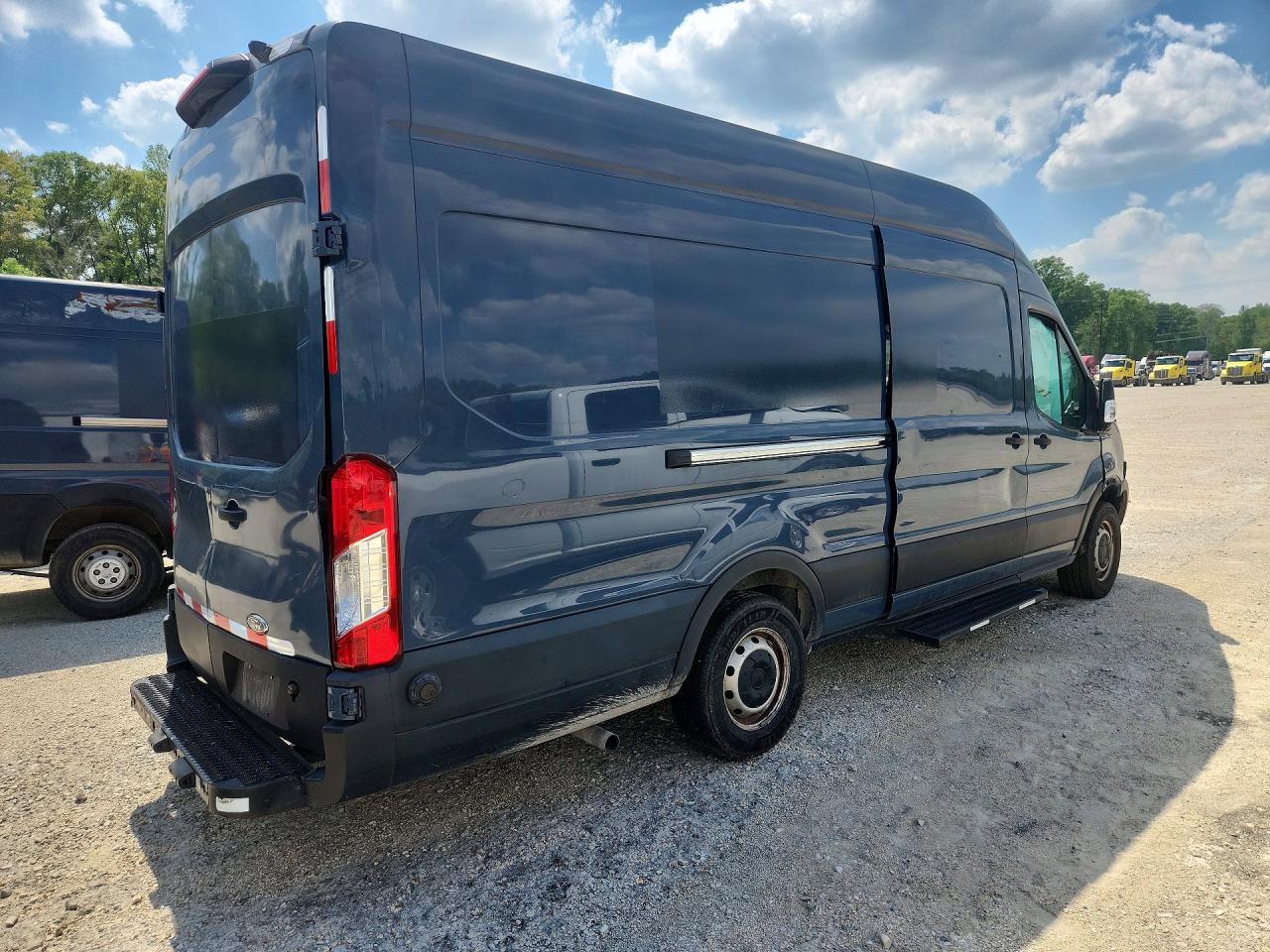Ford Transit T-250