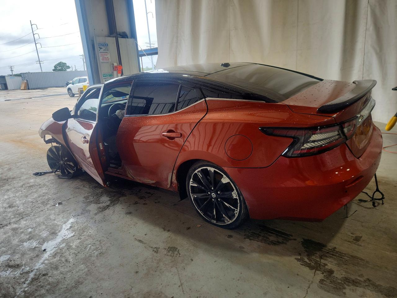 Nissan Maxima Sr