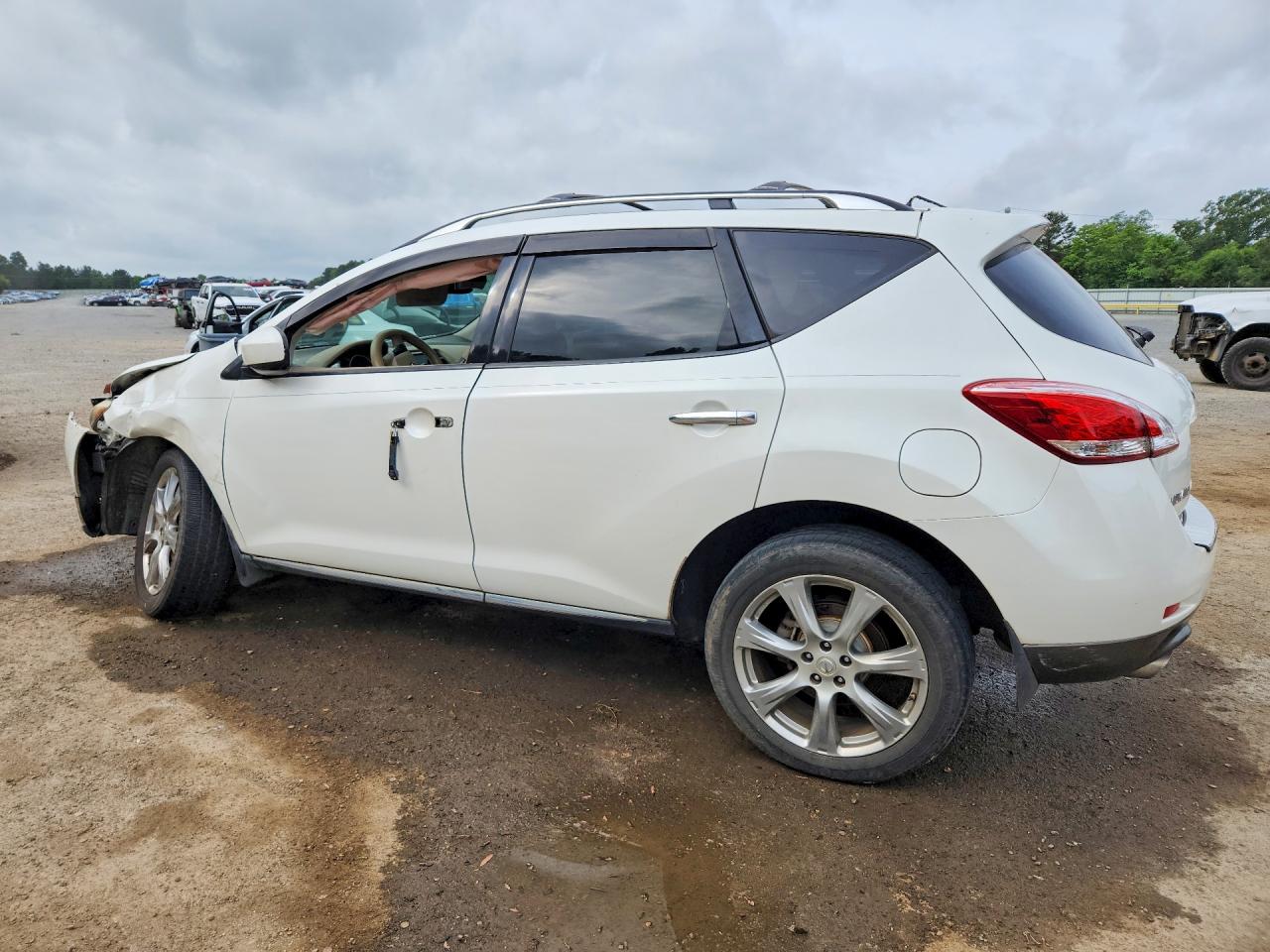 Nissan Murano S
