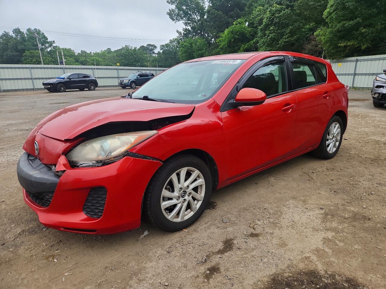 Salvage Mazda 3 Image