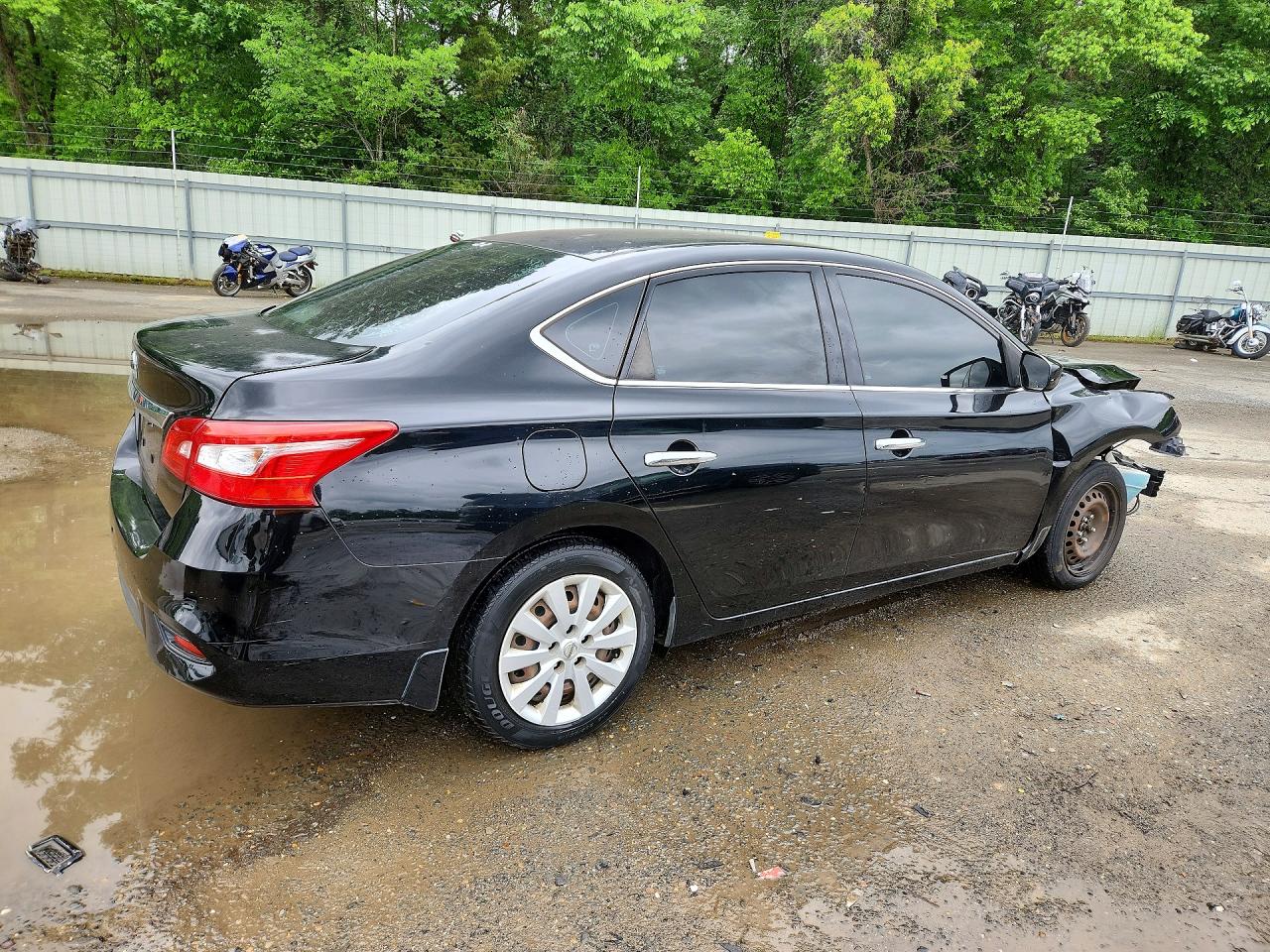 Nissan Sentra S