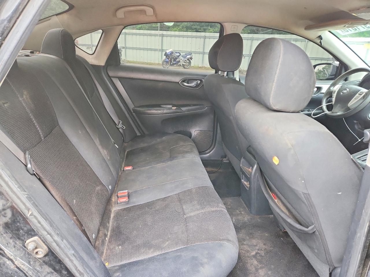 Nissan Sentra S