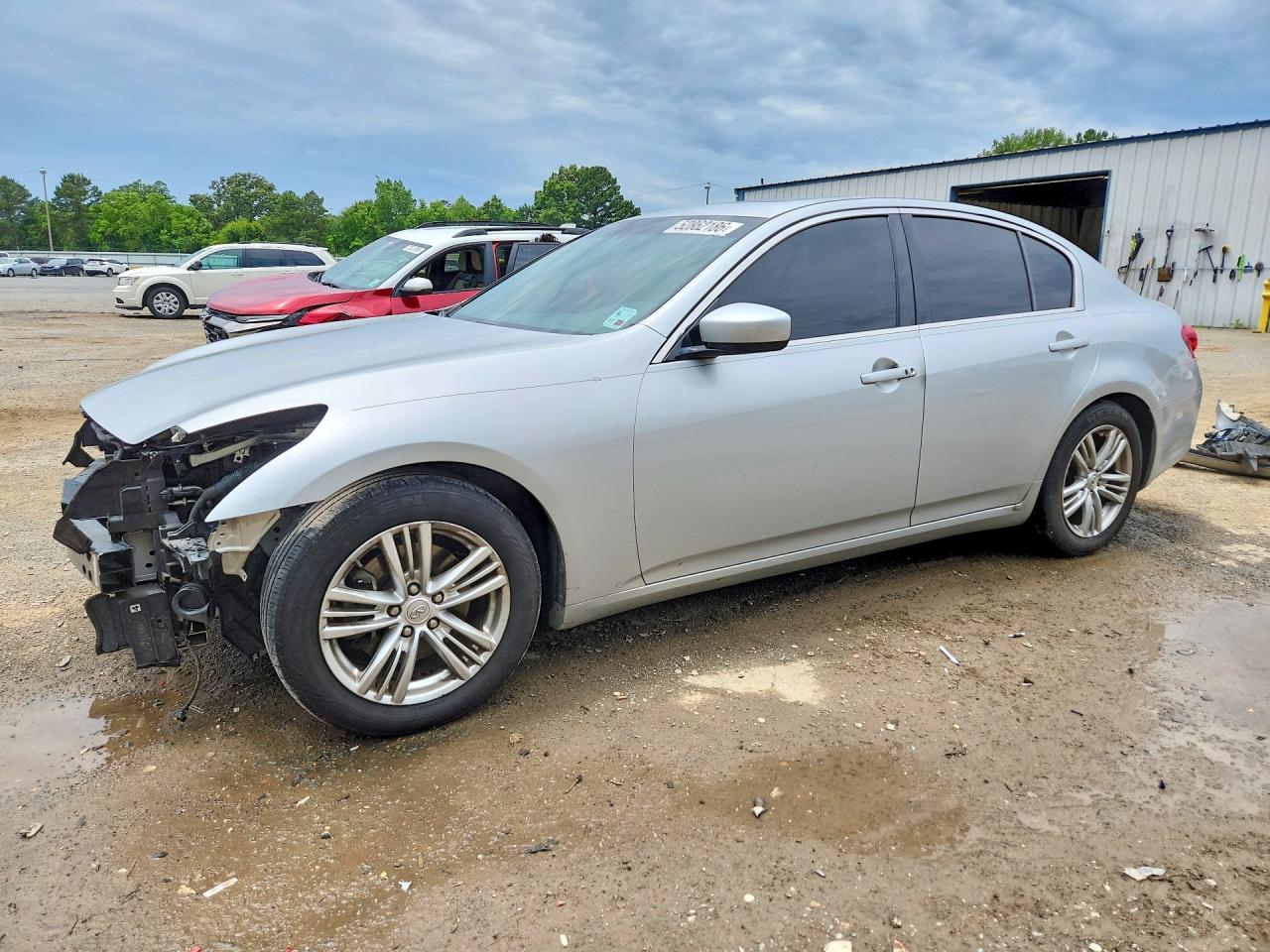 Salvage INFINITI G37 Image