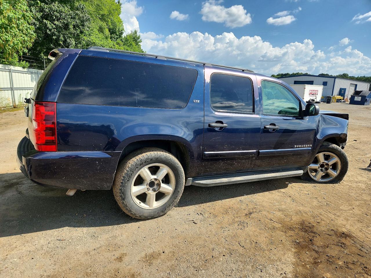 Chevrolet Suburban C1500 Ls